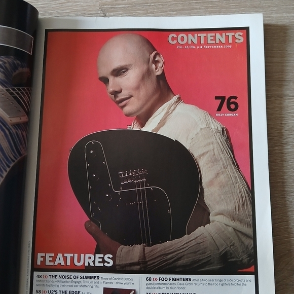 Guitar World Magazine September 2005 The Edge - Celebrates 25 Years of U2 - Picture 10 of 11